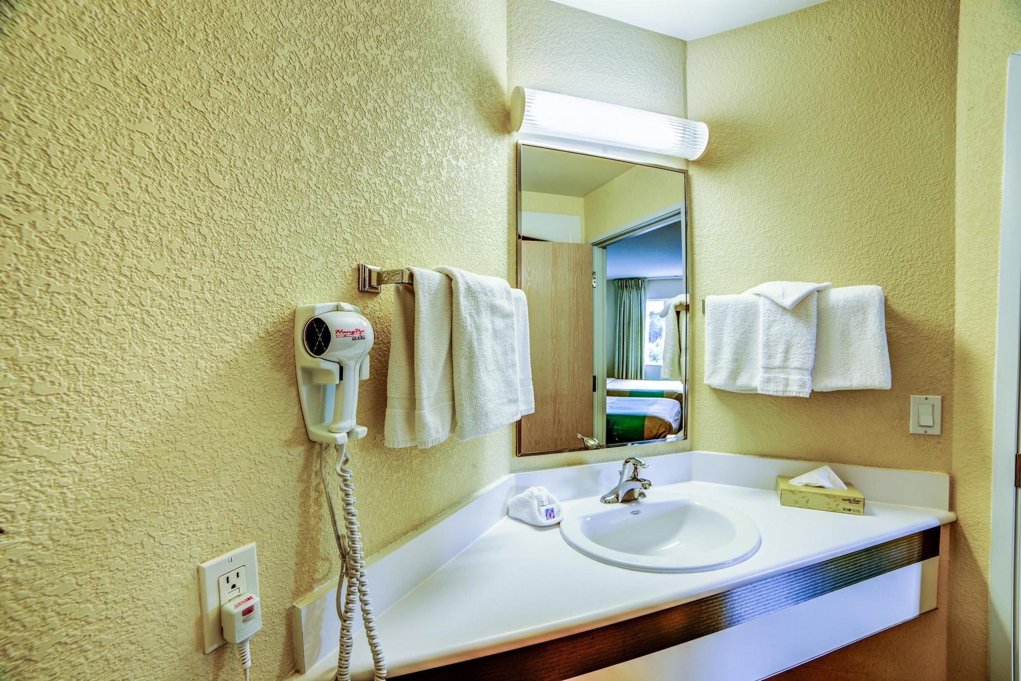 Motel 6-Huntsville, On Dış mekan fotoğraf