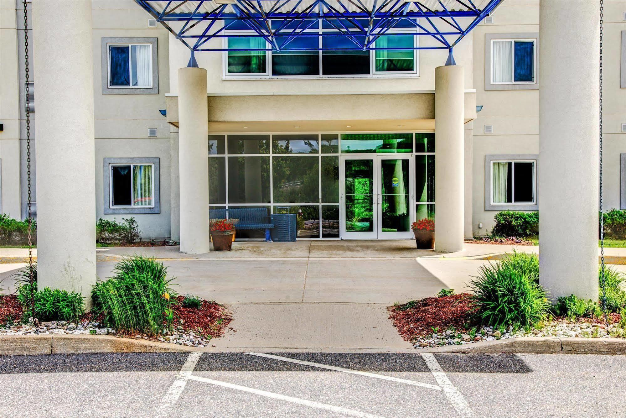 Motel 6-Huntsville, On Dış mekan fotoğraf