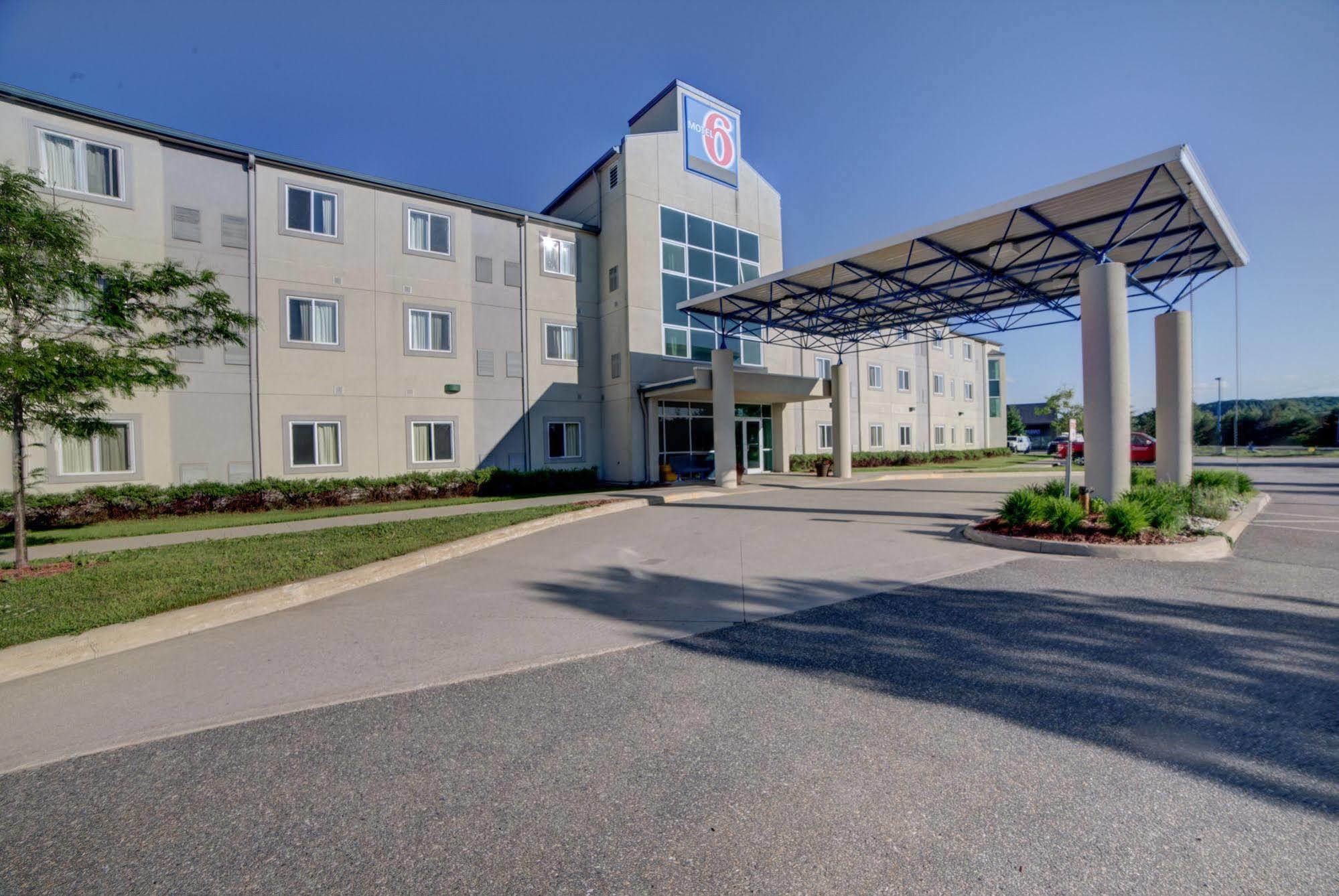 Motel 6-Huntsville, On Dış mekan fotoğraf